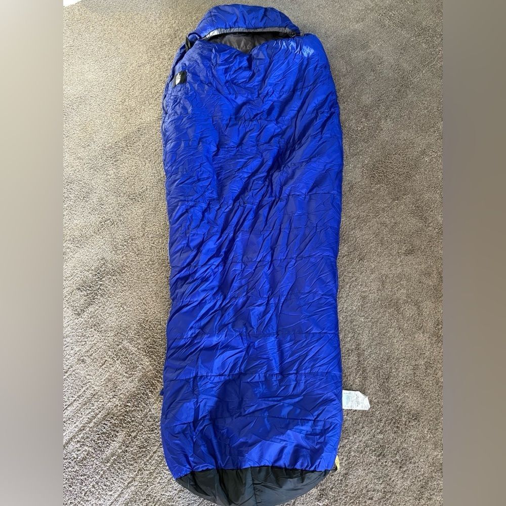 The North Face Blue Polarguard HV Mummy Sleeping Bag 80 X 30